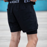 Salida de pantalones cortos deportivos.